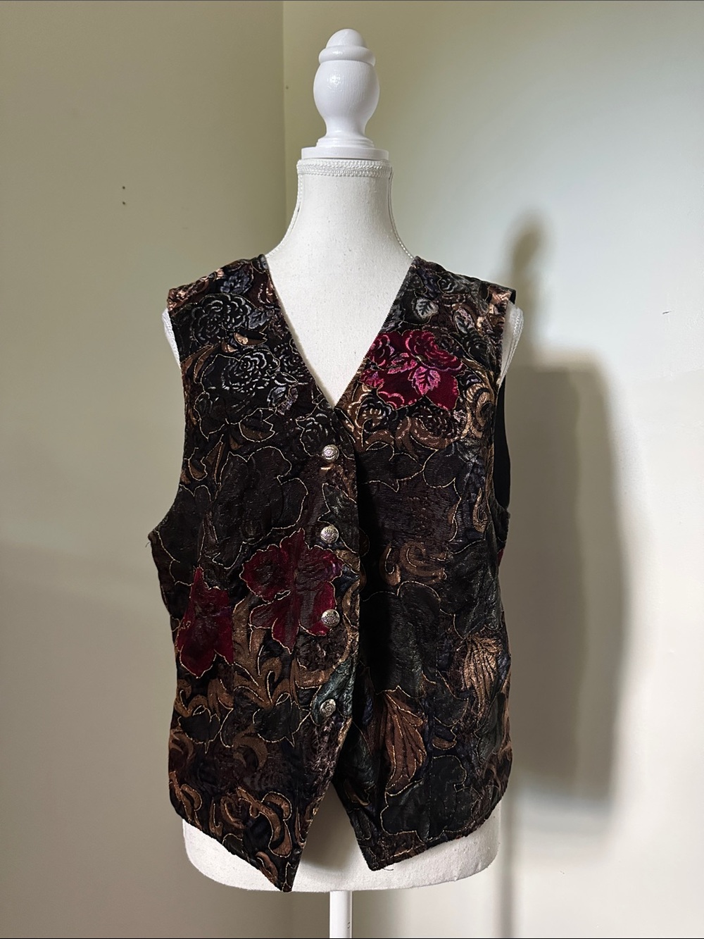 AUDREY L. Vintage Holiday Dark Floral Romantic Vamp Velvet Vest Medium